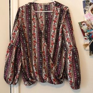 Very cute floral long sleeve blouse